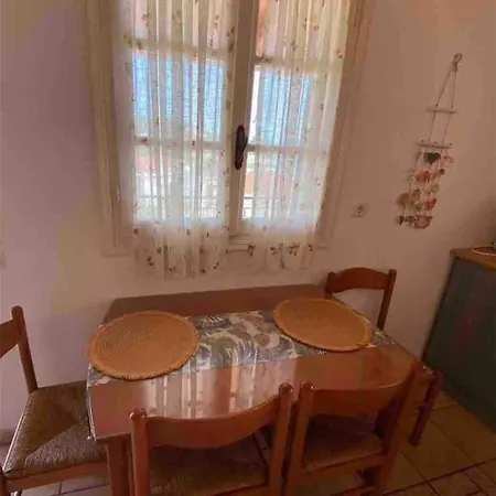 Tania House , Loggos Paxos Apartamento